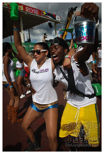 island_people_mas_monday_2012-056