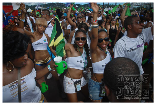 island_people_mas_monday_2012-074