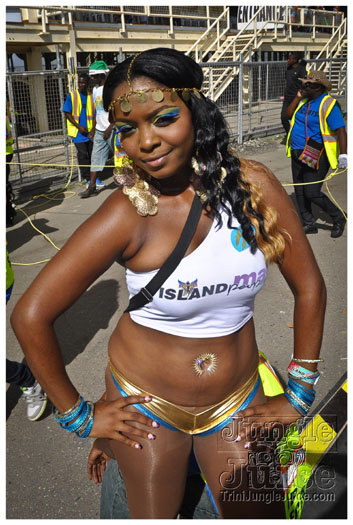 island_people_mas_monday_2012-083