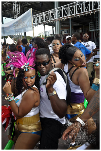 island_people_mas_monday_2012-096