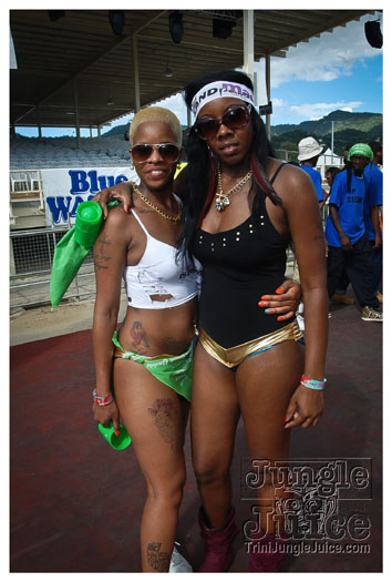 island_people_mas_monday_2012-112