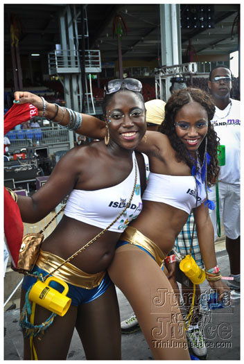 island_people_mas_monday_2012-124