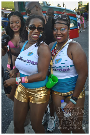 island_people_mas_monday_2012-204