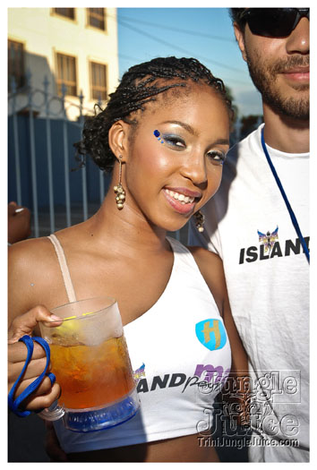 island_people_mas_monday_2012-207