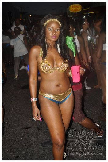 island_people_mas_monday_2012-248