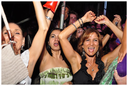 kes_in_concert_2012-027