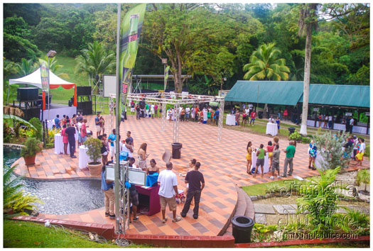 look_cooler_shades_sep23-012