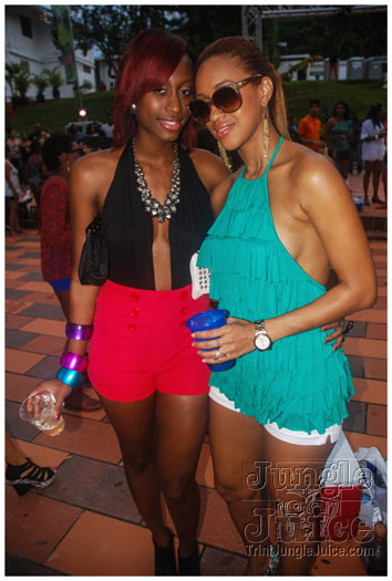 look_cooler_shades_sep23-033