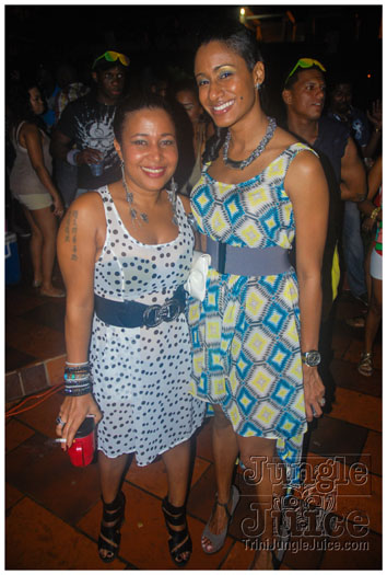 look_cooler_shades_sep23-084