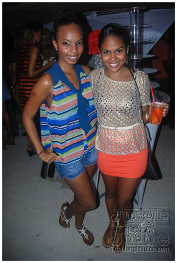 lush_pura_vida_dec26-056