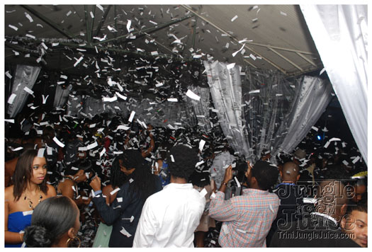 out_with_the_ole_dec31-046