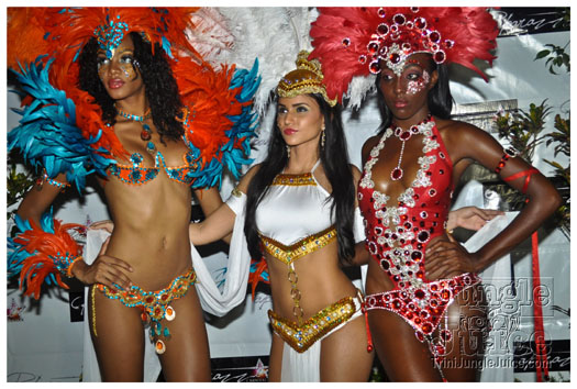 paparazzi_band_launch_2013_jul8-002