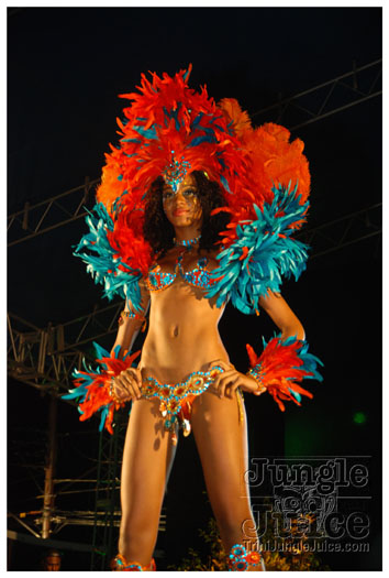 paparazzi_band_launch_2013_jul8-050