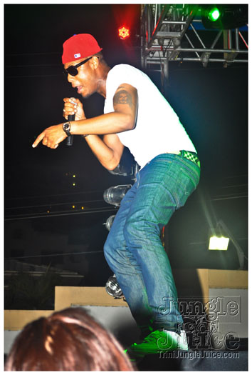 paparazzi_band_launch_2013_jul8-088