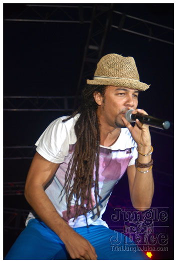 paparazzi_band_launch_2013_jul8-095