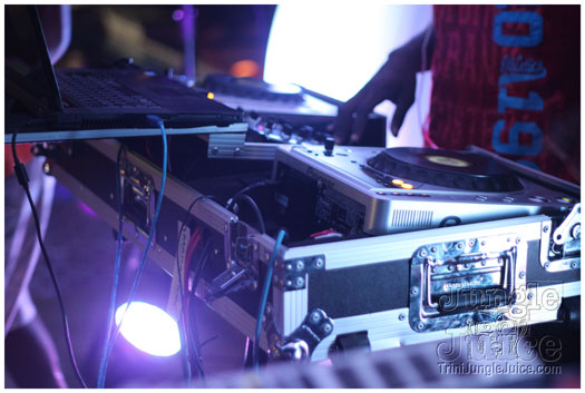 playtime_bunnies_mar31-001