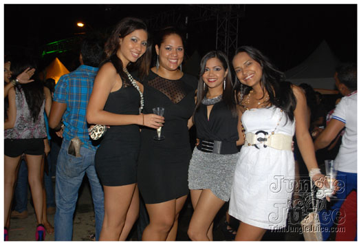 the_hills_2012_dec26-017