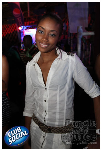 tribe_ice_2012_jan7-052