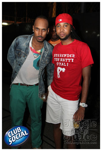 tribe_ice_2012_jan7-105