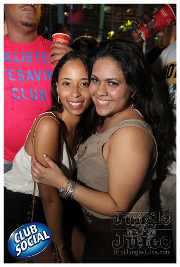 tribe_ice_2012_jan7-111