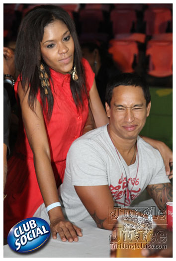 tribe_ice_2012_jan7-117