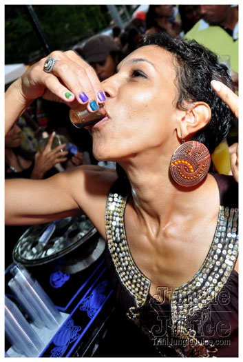 vale_bfast_party_2012_part3-034