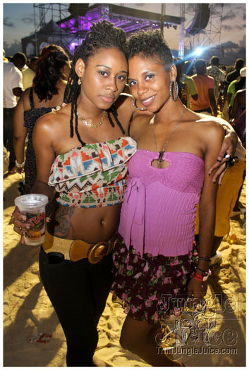 wet_fete_tobago_2012_jul28-053