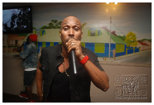 woodford_cafe_unplugged_apr3-029