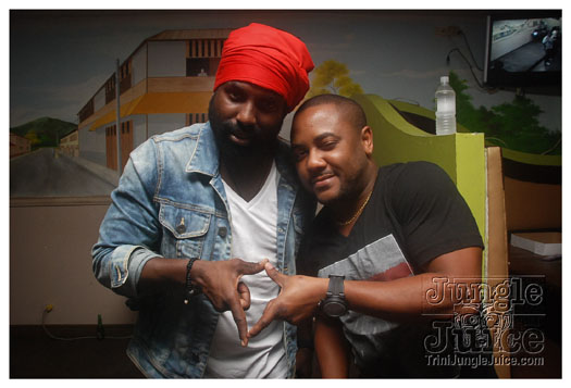 woodford_cafe_unplugged_apr3-042