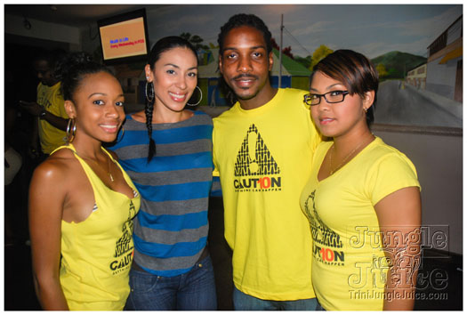 woodford_cafe_unplugged_jul10-008