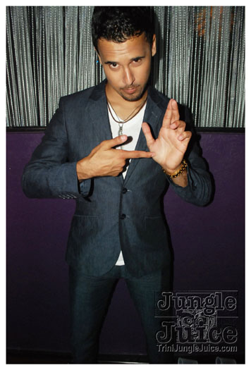 zen_launch_2012_aug23-053