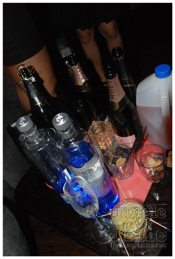 zen_launch_2012_aug23-060