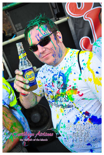 triniposseuk_colours_2012-011