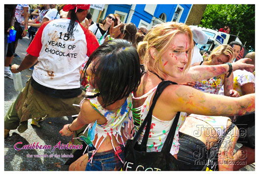 triniposseuk_colours_2012-050