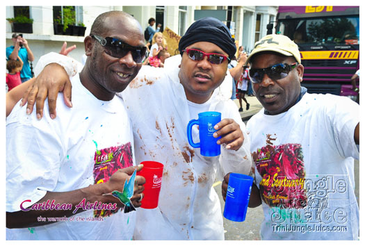 triniposseuk_colours_2012-061