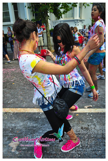 triniposseuk_colours_2012-070