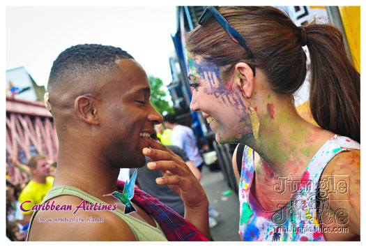 triniposseuk_colours_2012-090