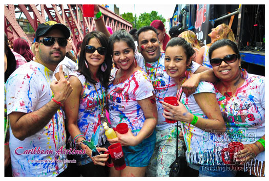 triniposseuk_colours_2012-095