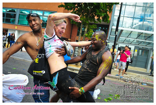 triniposseuk_colours_2012-126