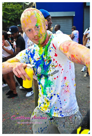 triniposseuk_colours_2012-130