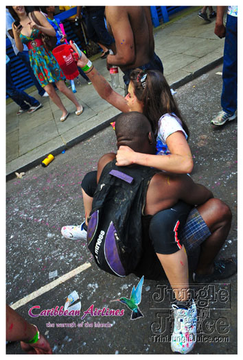 triniposseuk_colours_2012-145