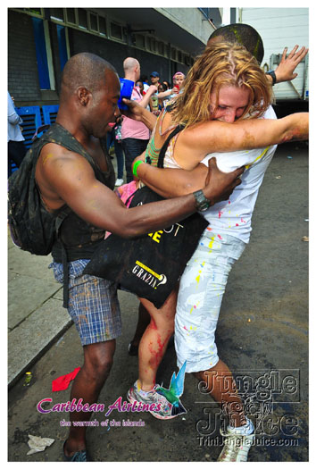 triniposseuk_colours_2012-148