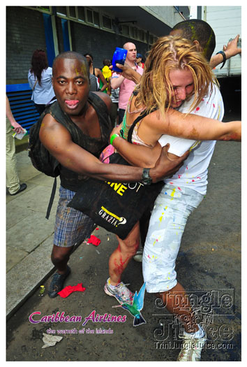 triniposseuk_colours_2012-149