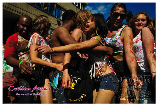 triniposseuk_colours_2012-169