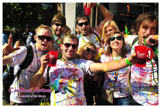 triniposseuk_colours_2012-177