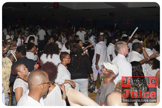 14th_annual_wear_white_2013-065