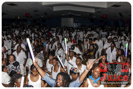 14th_annual_wear_white_2013-080