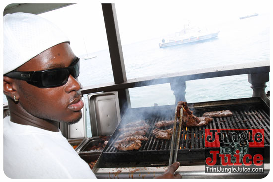 booze_cruise_2013-007