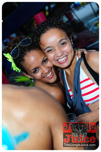 booze_premium_2013_pt1-019