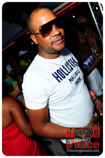 booze_premium_2013_pt1-047